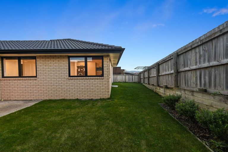 Photo of property in 12u2 Onukutara Place, Huntington, Hamilton, 3281