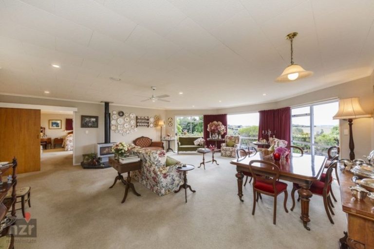 Photo of property in 86 Halcombe Road, Feilding, 4775