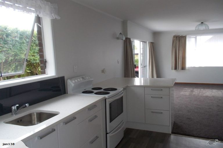 Photo of property in 129 Gardner Avenue, New Lynn, Auckland, 0600