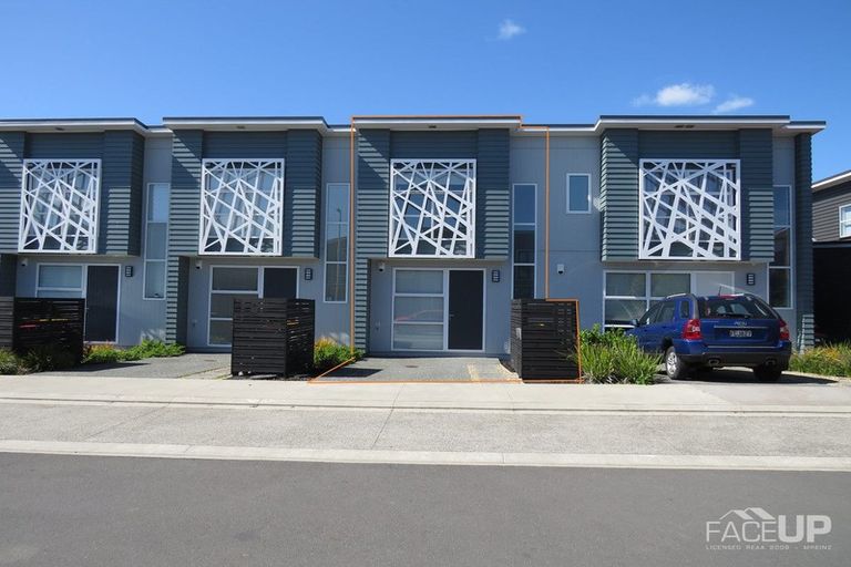 Photo of property in 23 Spotted Dove Road, Hobsonville, Auckland, 0616