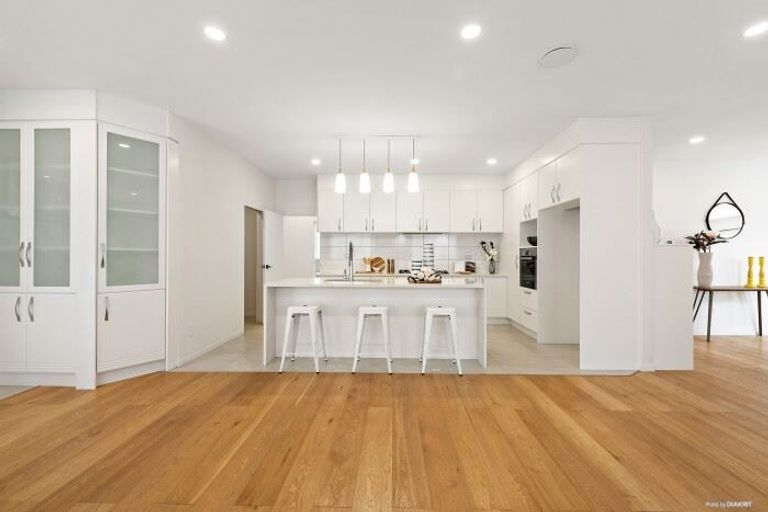 Photo of property in 34 Lisnoble Road, Flat Bush, Auckland, 2019