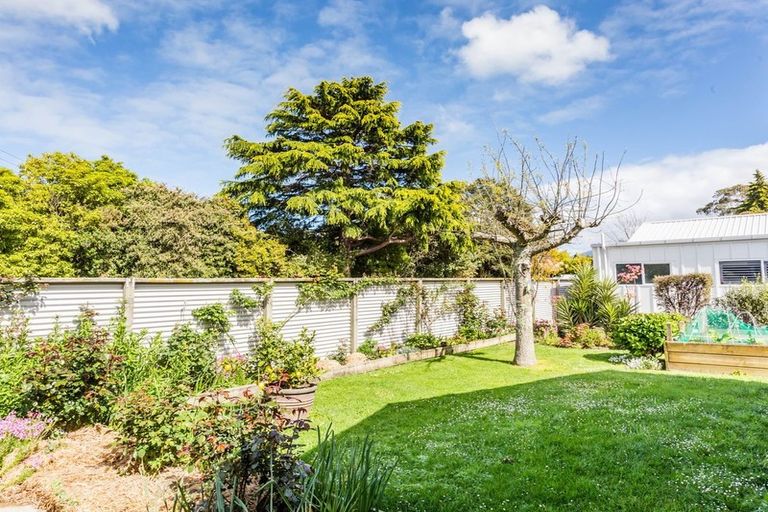 Photo of property in 2 Sam Meads Way, Greytown, 5712