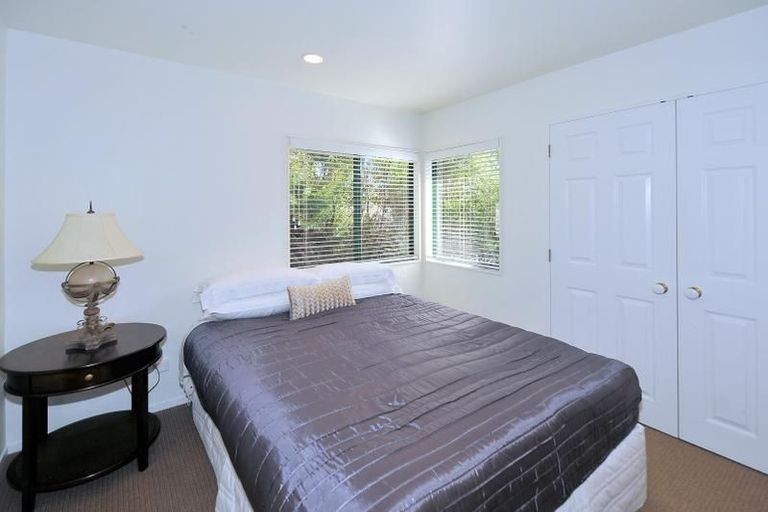 Photo of property in 27 Bushlands Park Drive, Albany, Auckland, 0632