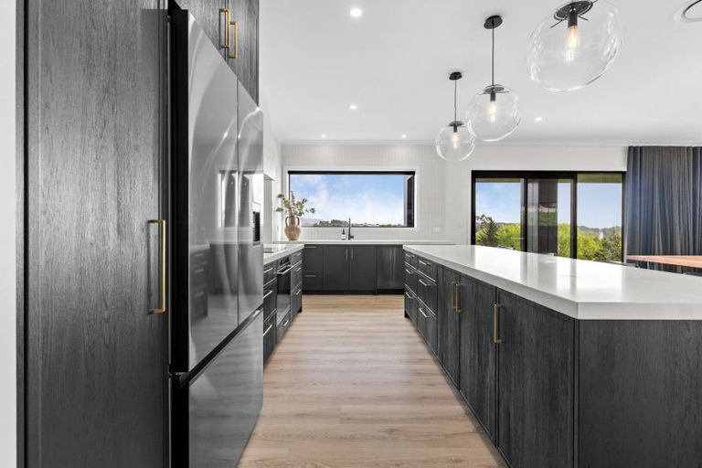 Photo of property in 29 Tuscany Way, Fitzherbert, 4410