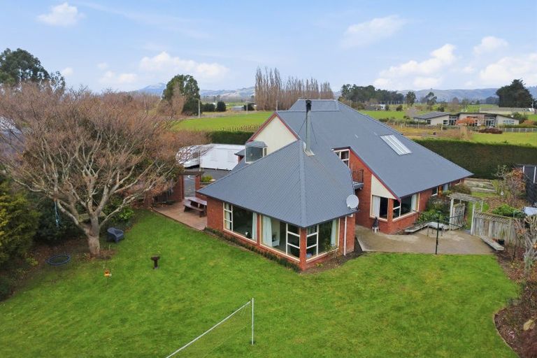 Photo of property in 9 Huntly Road, Outram, 9019