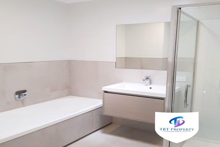 Photo of property in 5 Horo Road, Flat Bush, Auckland, 2019