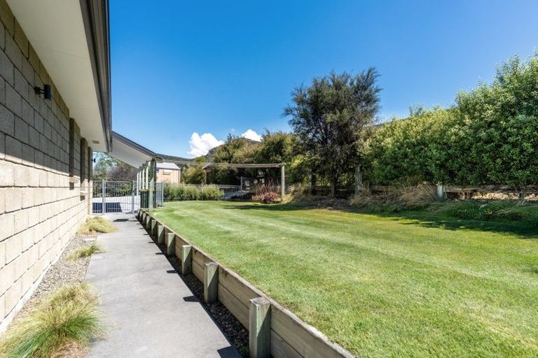 Photo of property in 47 Matheson Crescent, Albert Town, Wanaka, 9305
