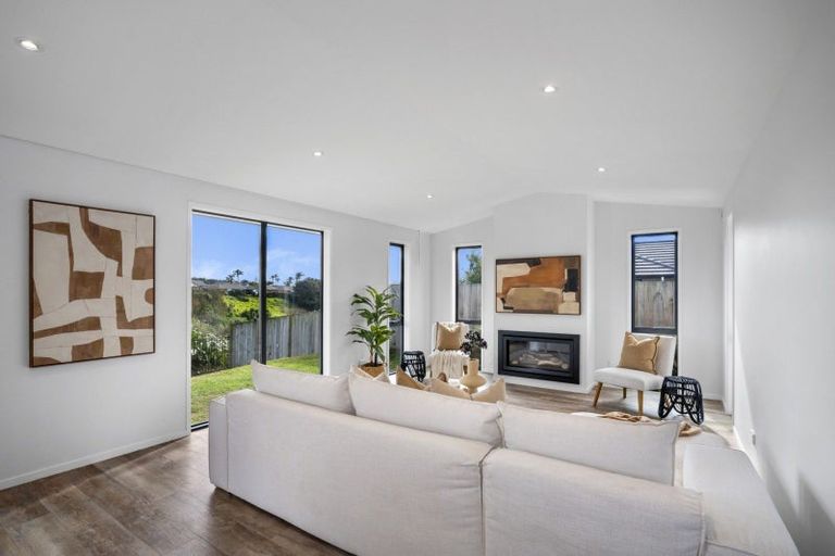 Photo of property in 18 Hass Drive, Ohauiti, Tauranga, 3112