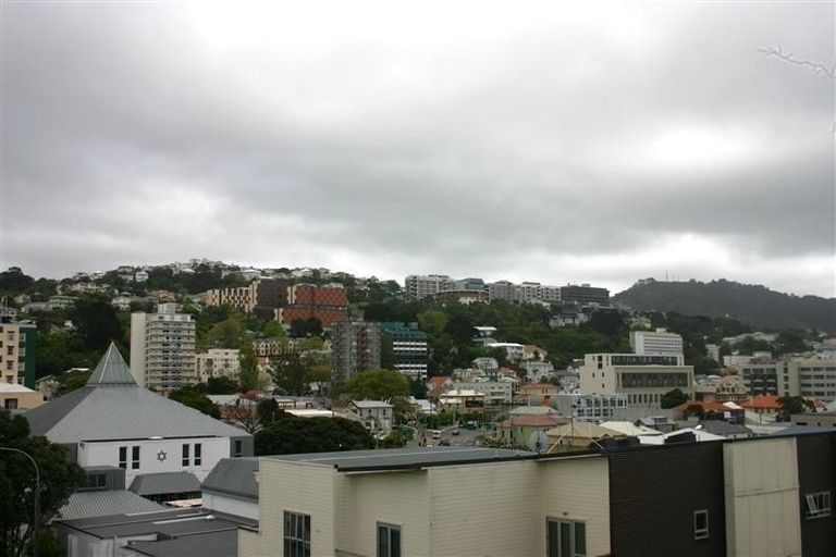 Photo of property in Qba Apartments, 4q/51 Webb Street, Mount Cook, Wellington, 6011