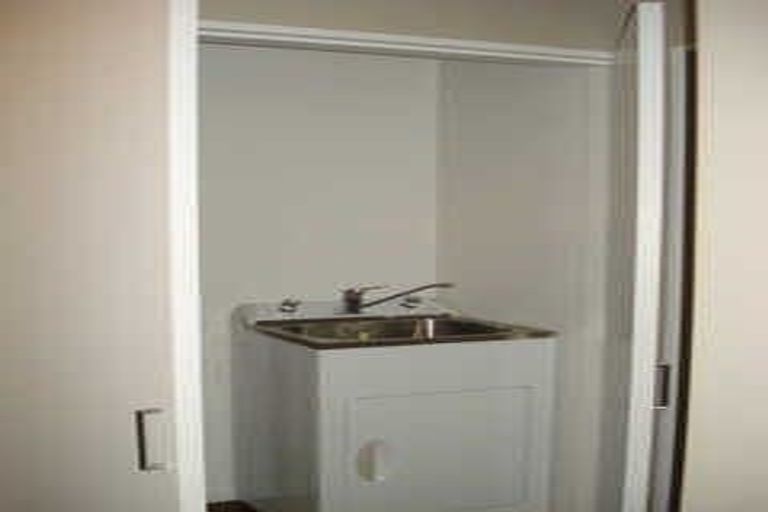 Photo of property in 8/18 Goldsmith Place, Waltham, Christchurch, 8023