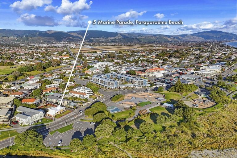 Photo of property in 5 Marine Parade, Paraparaumu Beach, Paraparaumu, 5032