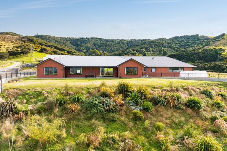 Photo of property in 60 Tirohanga Road, North Taieri, Mosgiel, 9092