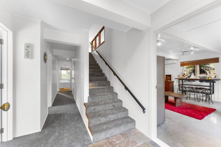 Photo of property in 9 Waihora Street, Taupo, 3330
