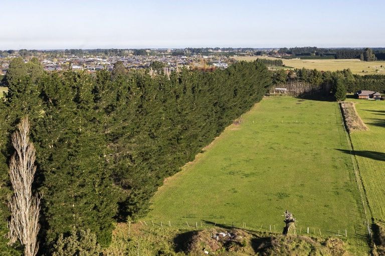Photo of property in 336 Halkett Road, West Melton, Christchurch, 7671