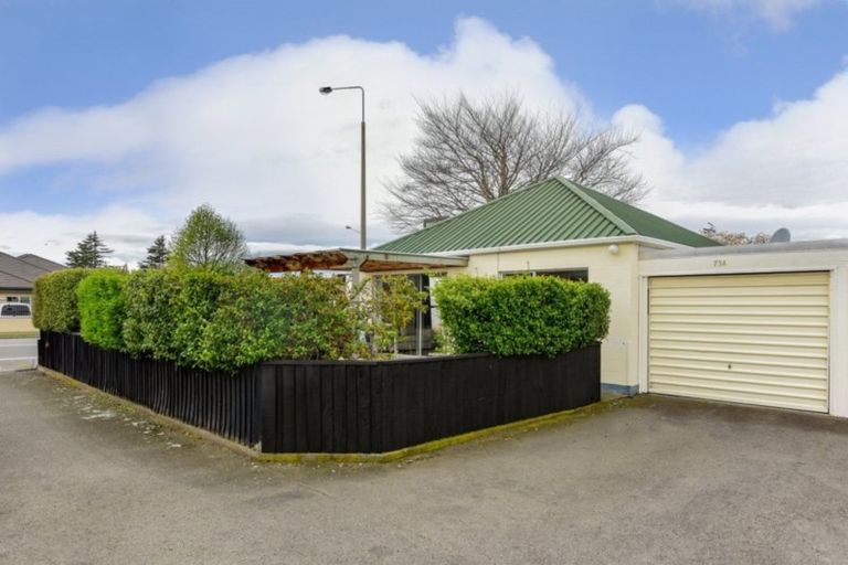 Photo of property in 2/73 Harewood Road, Papanui, Christchurch, 8053