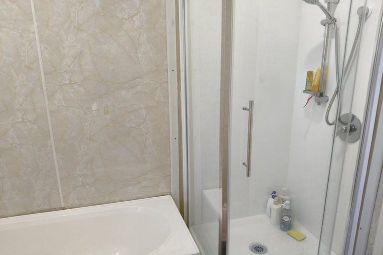 Photo of property in 13 Dunstan Crescent, Hornby, Christchurch, 8042