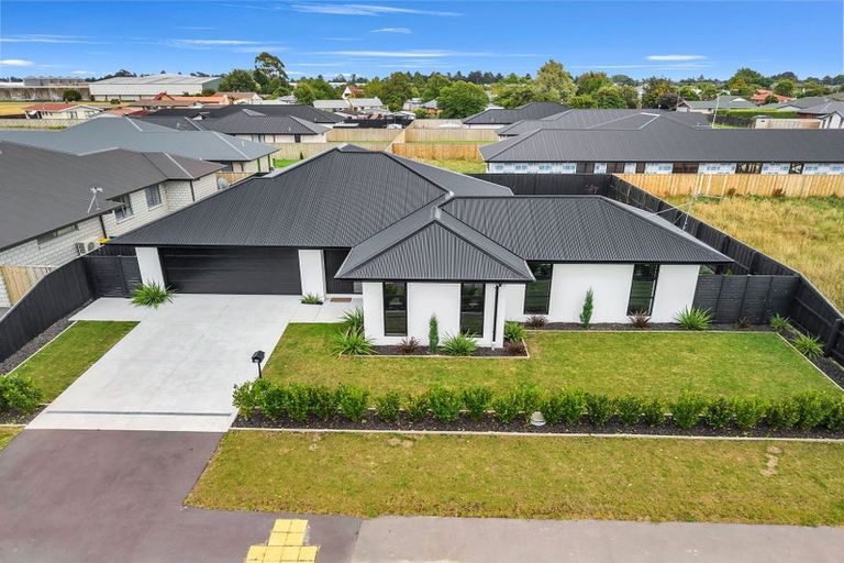 Photo of property in 54 Ashbury Drive, Tinwald, Ashburton, 7700
