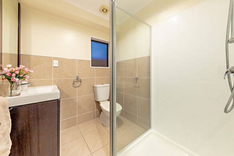 Photo of property in 10 Manning Rise, Flat Bush, Auckland, 2019