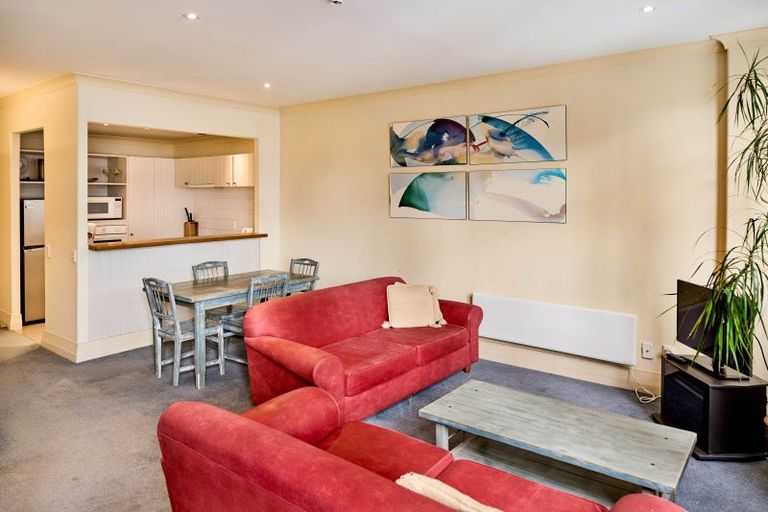 Photo of property in Kelvin House, 4h/16 The Terrace, Wellington Central, Wellington, 6011