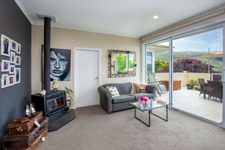 Photo of property in 10 Edinburgh Street, Roxburgh, 9500