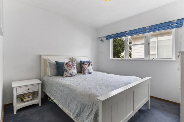 Photo of property in 4 Arapiko Street, Johnsonville, Wellington, 6037