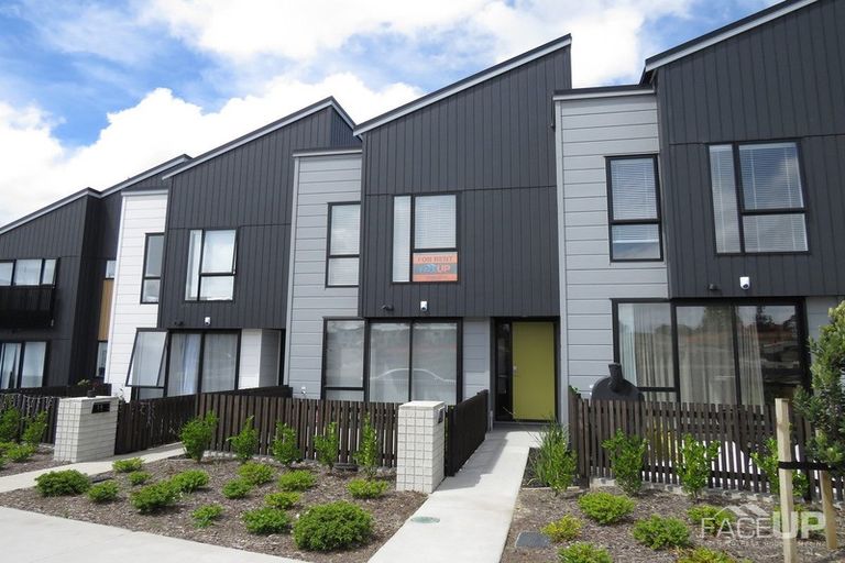 Photo of property in 16 Nugget Avenue, Hobsonville, Auckland, 0616