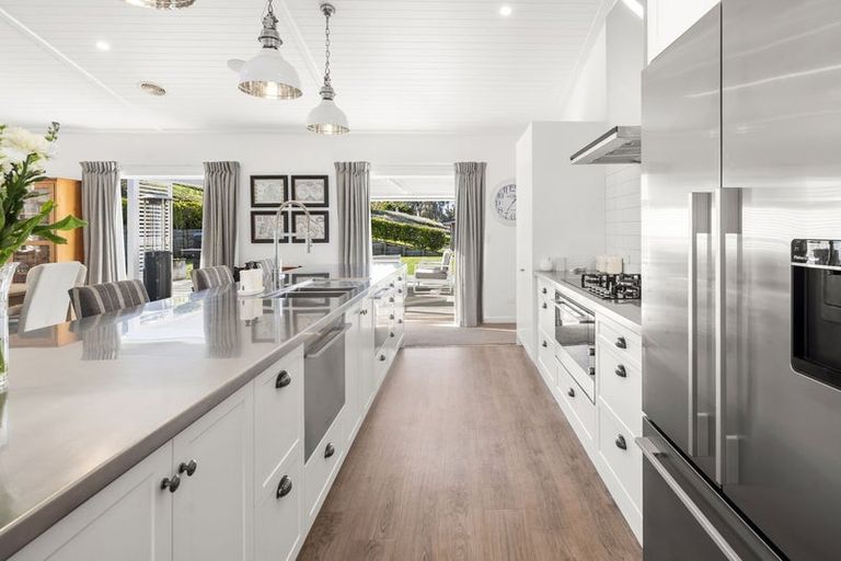 Photo of property in 2/21 Highland Drive, Acacia Bay, Taupo, 3385