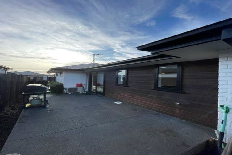 Photo of property in 6 Mclendon Green, Belfast, Christchurch, 8051