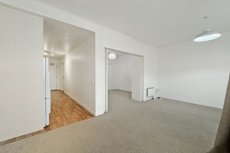 Photo of property in Dixonlane Apartments, 8/7 Feltex Lane, Te Aro, Wellington, 6011