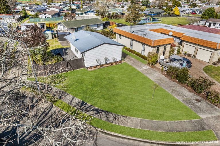 Photo of property in 5 Titoki Place, Edgecumbe, 3120