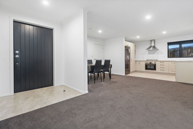 Photo of property in 12u2 Onukutara Place, Huntington, Hamilton, 3281