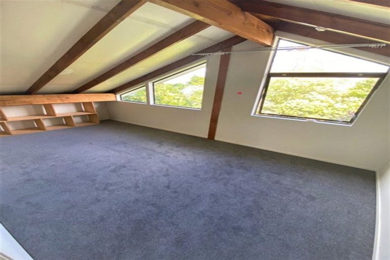 Photo of property in 24b Barberton Terrace, Red Hill, Papakura, 2110