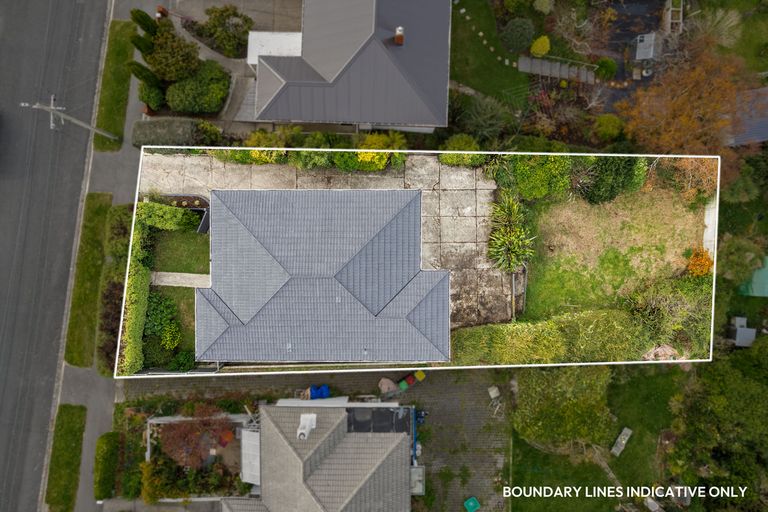 Photo of property in 141 Easther Crescent, Kew, Dunedin, 9012
