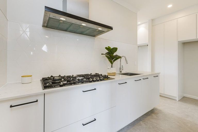 Photo of property in 31 Evergreen Parade, Rosehill, 2113