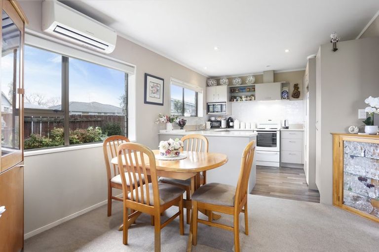 Photo of property in 2/93 Florence Avenue, Orewa, 0931