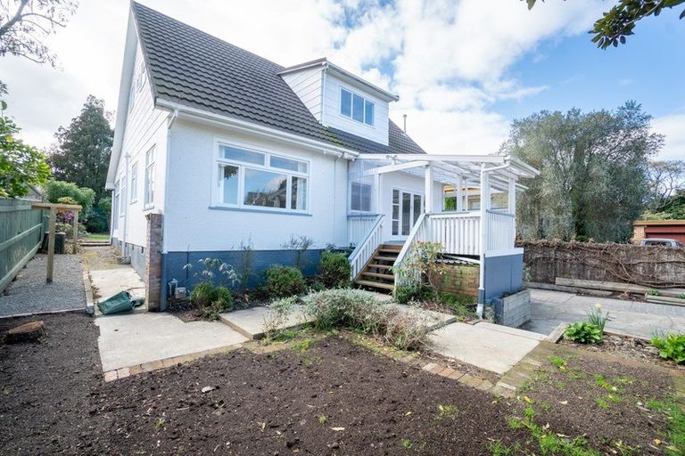 Photo of property in 20 Karina Terrace, Roslyn, Palmerston North, 4414