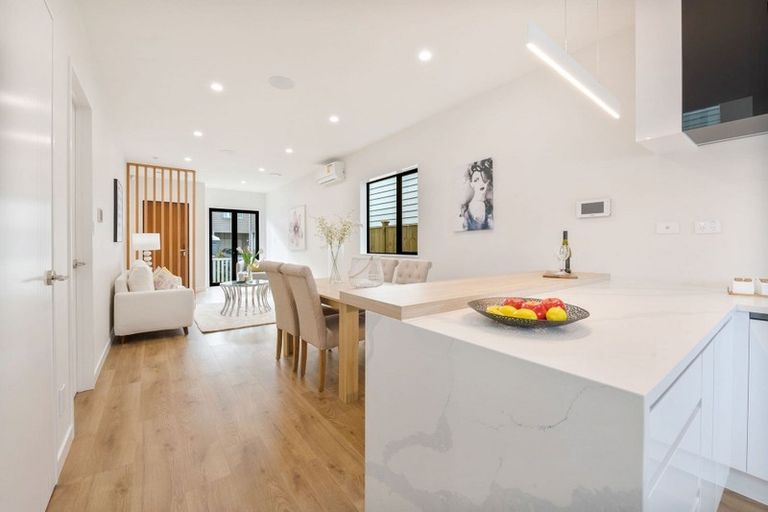 Photo of property in 12 Laquinta Place, Flat Bush, Auckland, 2019