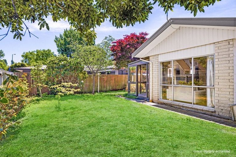 Photo of property in 31 Lakewood Drive, Burwood, Christchurch, 8083