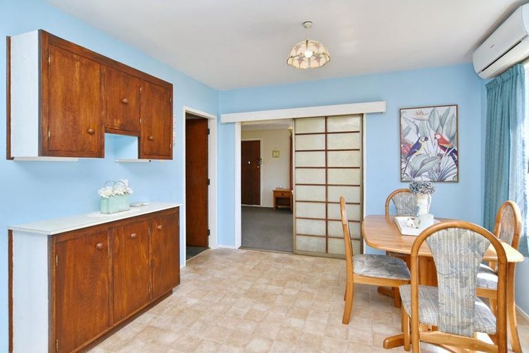 Photo of property in 1/15 Heathglen Avenue, Parklands, Christchurch, 8083