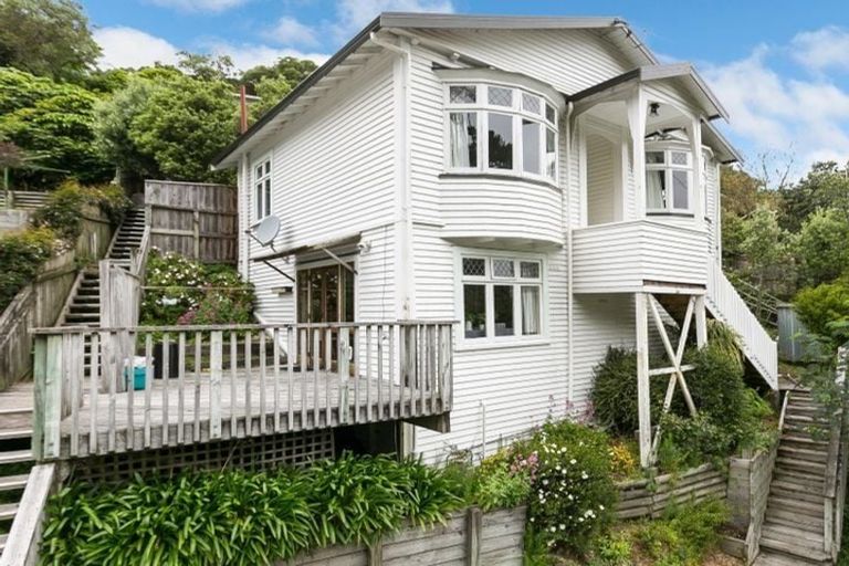 Photo of property in 144 Rakau Road, Hataitai, Wellington, 6021
