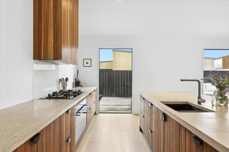 Photo of property in 12 Cleland Close, Wanaka, 9382