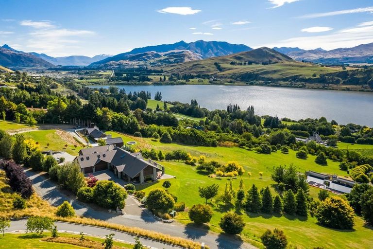 Photo of property in 56 Hayes View Lane, Lake Hayes, Queenstown, 9371