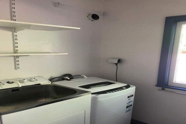 Photo of property in 97a Norton Park Grove, Waterloo, Lower Hutt, 5011