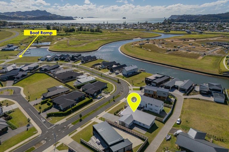 Photo of property in 8 Ngaroma Crescent, Whitianga, 3510