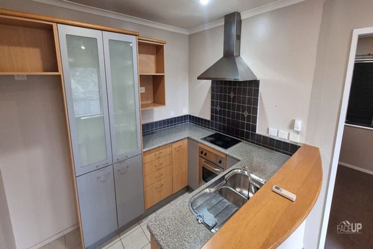 Photo of property in 33 Rush Creek Drive, Westgate, Auckland, 0614