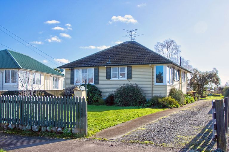 Photo of property in 148 Cole Street, Masterton, 5810