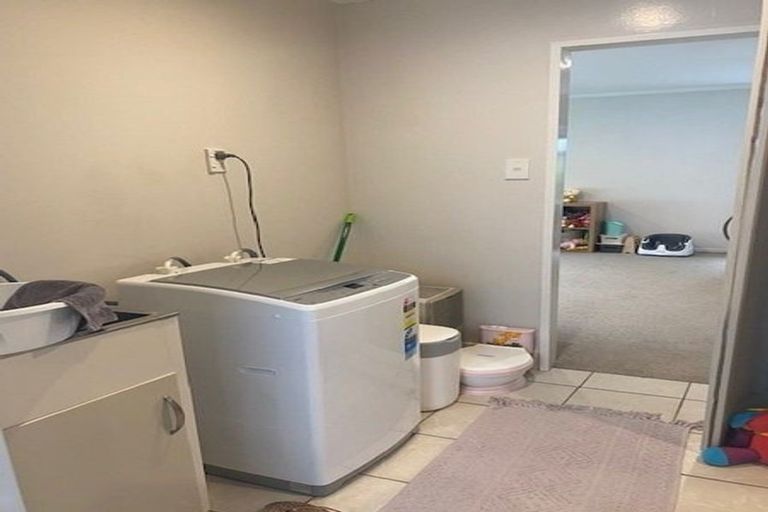 Photo of property in 116 Middleton Road, Churton Park, Wellington, 6037