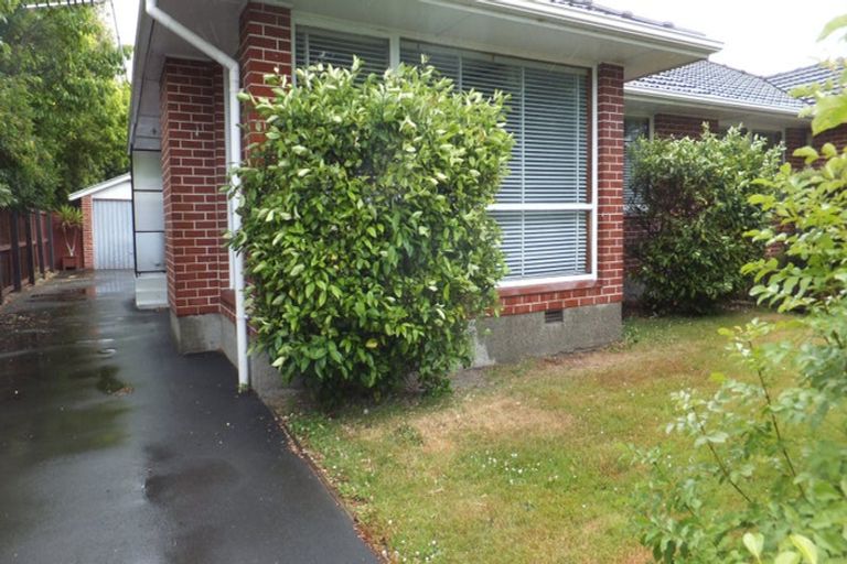 Photo of property in 65 Maidstone Road, Ilam, Christchurch, 8041