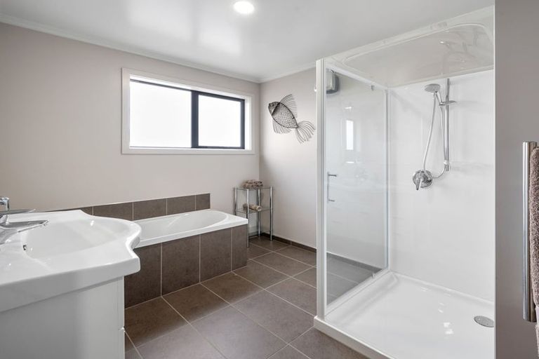 Photo of property in 63 Shields Street, Clyde, 9330