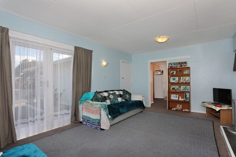 Photo of property in 1 Oaklea Avenue, Marton, 4710